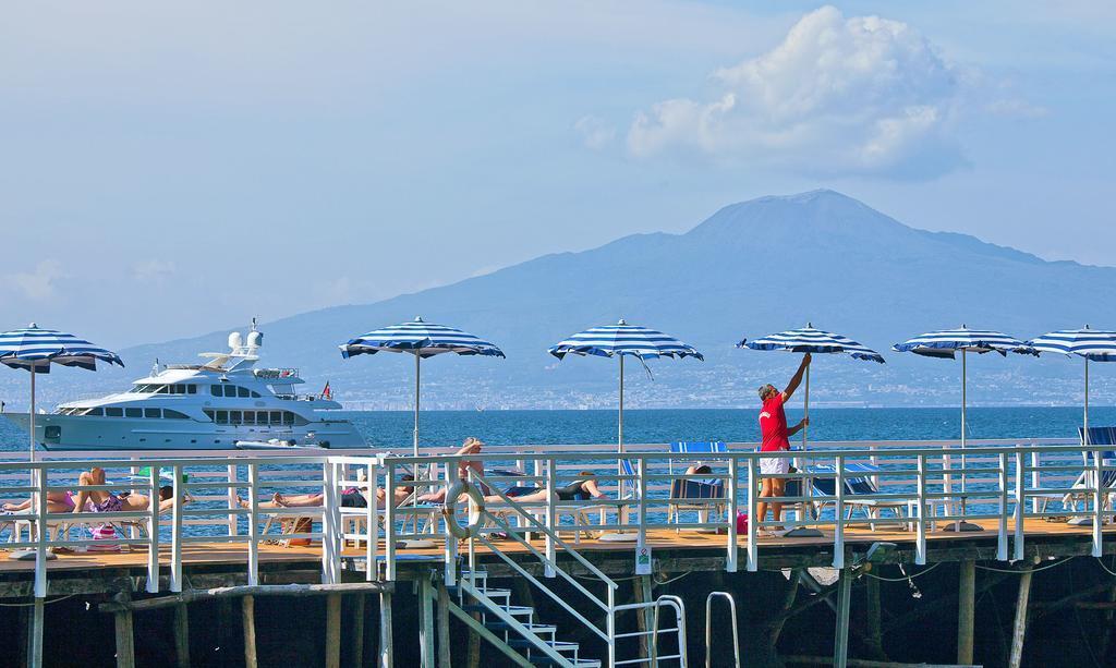 Grand Hotel Riviera Sorrento Exterior foto