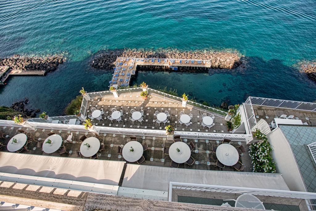 Grand Hotel Riviera Sorrento Exterior foto
