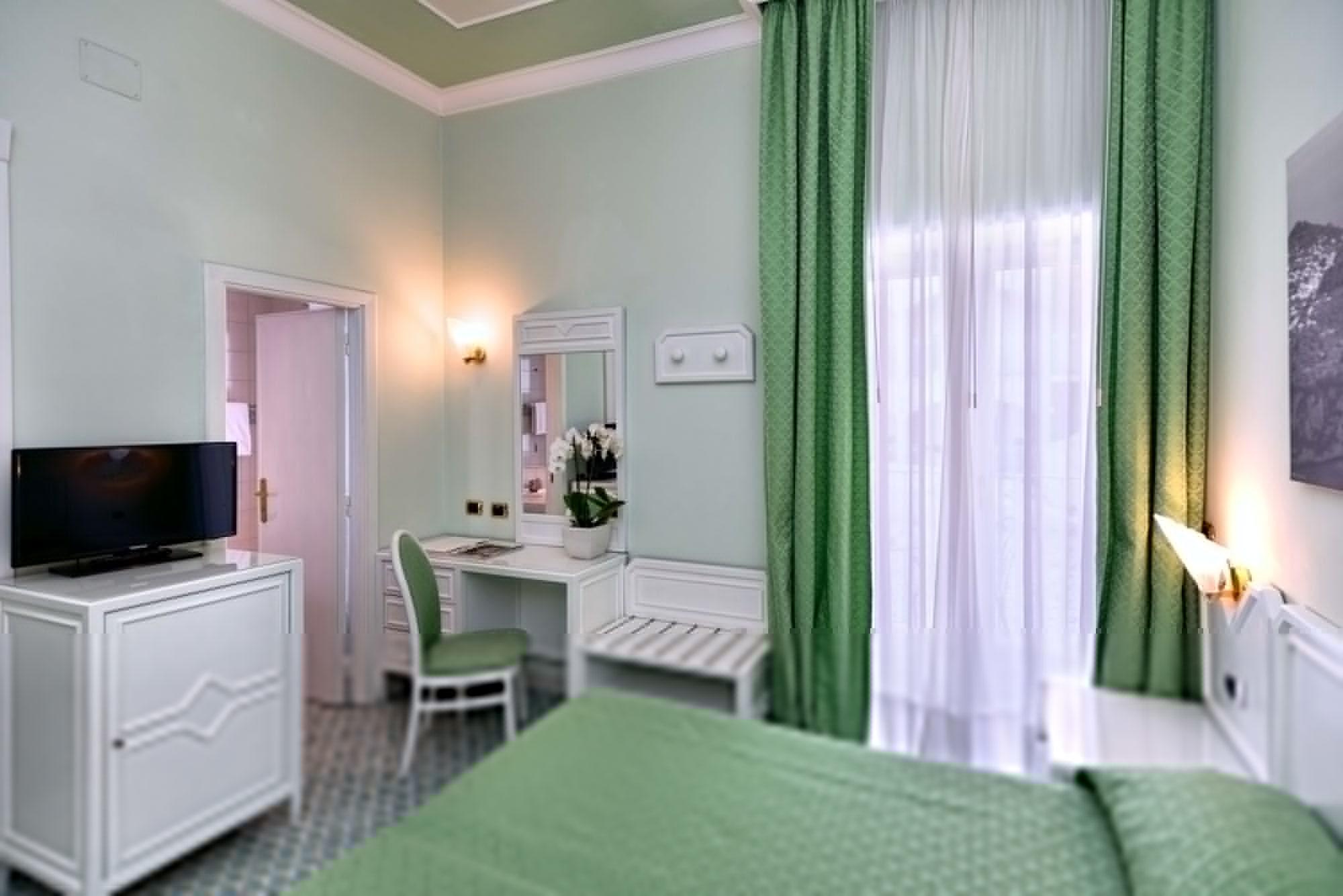 Grand Hotel Riviera Sorrento Exterior foto