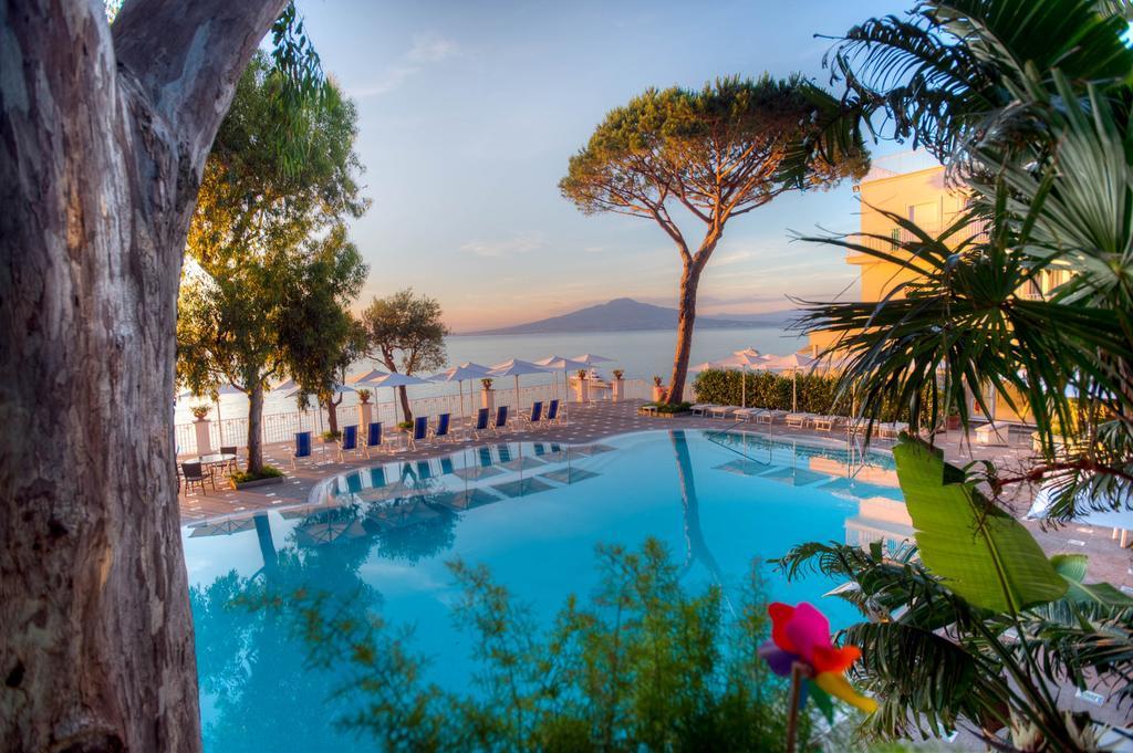 Grand Hotel Riviera Sorrento Exterior foto
