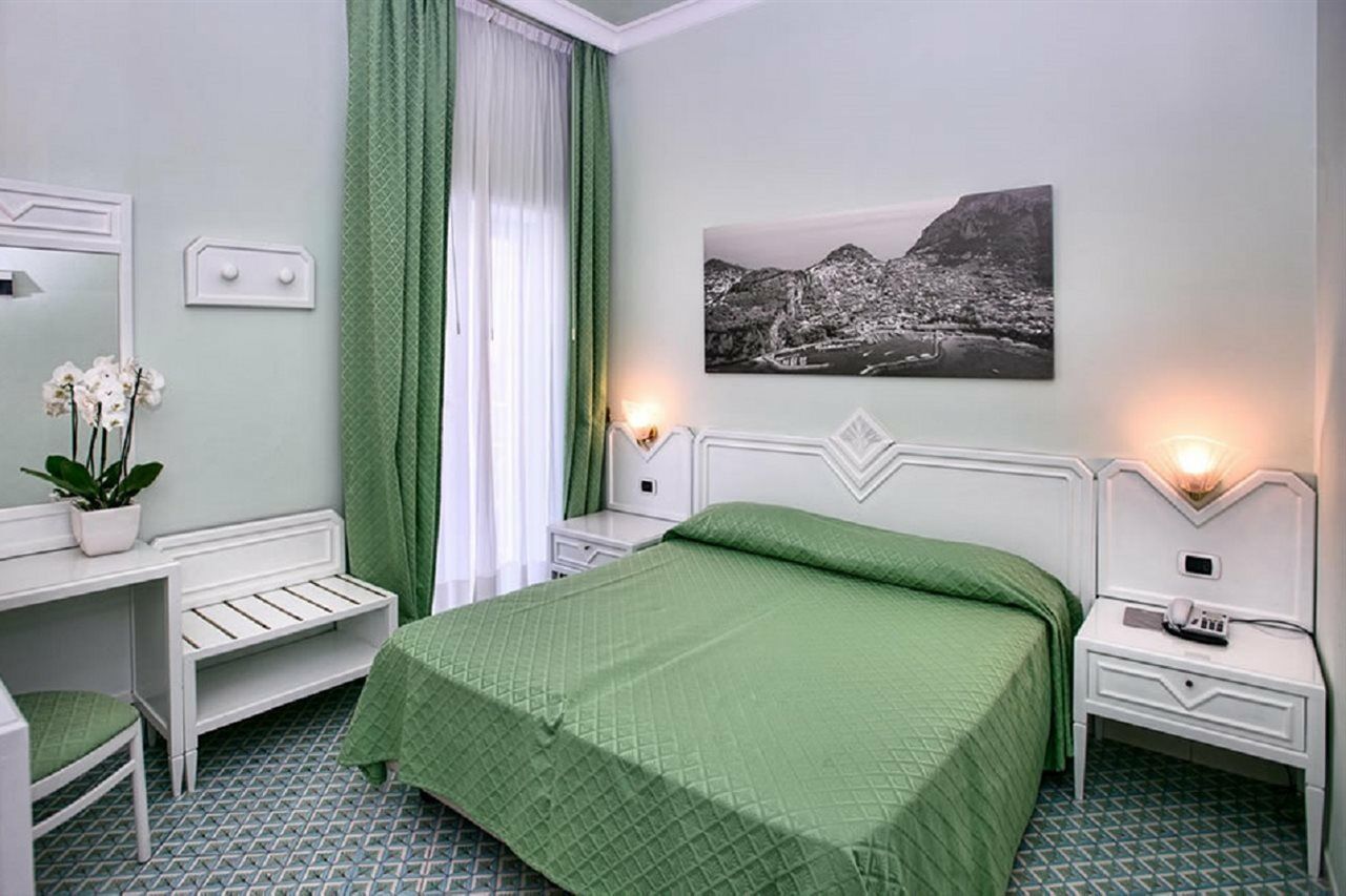 Grand Hotel Riviera Sorrento Exterior foto